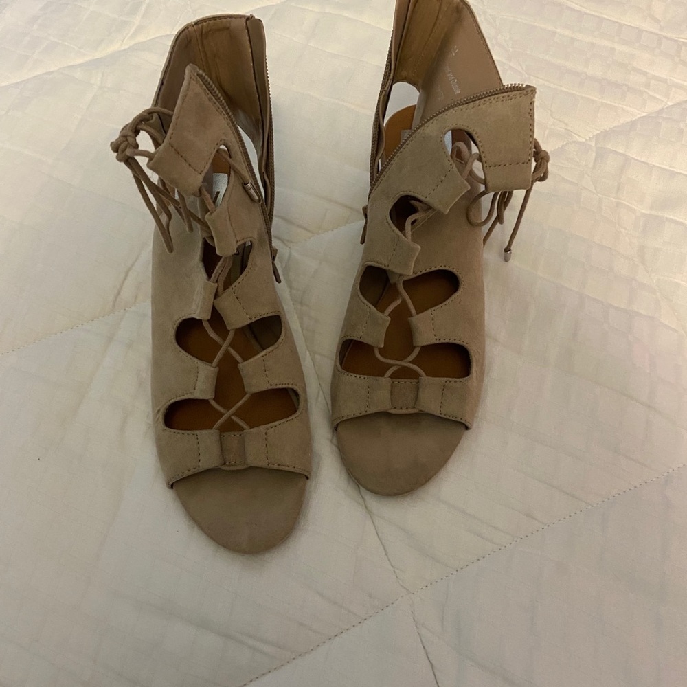 Dolce  vita heels